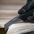 Toughbuilt Hawkbill összecsukható kés